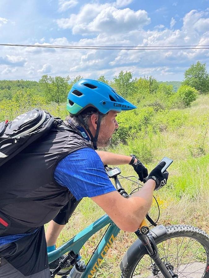 דירות לוסיה Pri Noni "Istracycle" מראה חיצוני תמונה